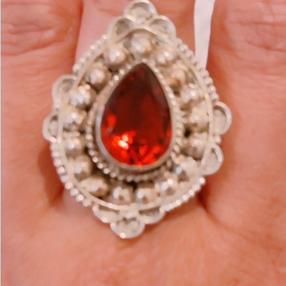 Genuine Garnet Vintage Ring  Silvers Overlay - Picture 6 of 6